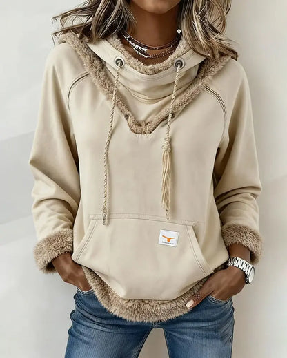 Long-Sleeved Hoodie with Patchwork Details and Pocket VIBE221